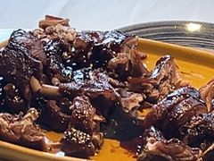 -八府香鸭·啫啫煲(华山路店)