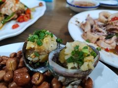 -三亚火车头万人海鲜广场