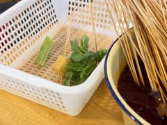 -拈签一笑黄牛肉辣卤串串