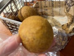 -BHC炸鸡(明洞总店)