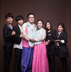 点击看大图 感谢【李鹏 姜雨】和【薛丽琴安秀云】-THE QUEEN(北京店)