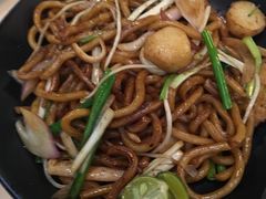 海鲜炒乌冬-来龙里 精致 东南亚餐室(万象城店)