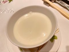 蛋白杏仁茶-翠园(北京王府中环店)
