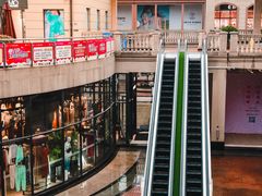 -王府井奥莱临潼小镇(临潼店)