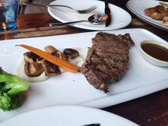 碳烤特选澳洲谷饲西冷牛排-MARU玛露音乐餐厅(大学路店)