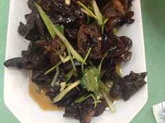 iphone_upload_pic-哈尔滨风味小吃东北菜(五角场店)