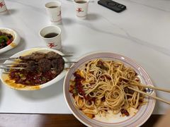 -歹歹的加个面过油肉拌面(贵州路店)