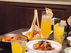 -渔语鱼新川菜Bistro(万象天地店)