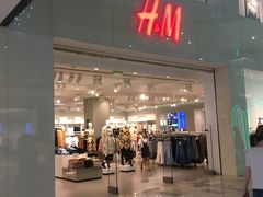 -H&M(鹏欣水游城店)