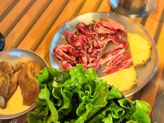 -叽叽扎扎烤肉场(生态城万达店)