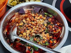 -周良天山牛杂城(天山路总店)