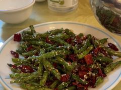 -鹤乡东北菜(崮山路店)