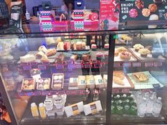 零售区-星巴克(大连柏威年店)