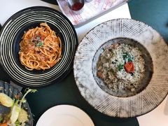 黑松露奶油杂菌烩饭-露露家咖啡店