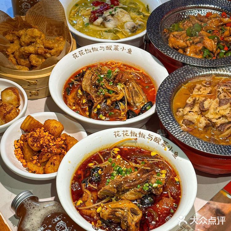 这家餐厅太适合我了吧！性价比高的冒烤鸭[礼花]