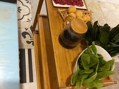 -犇牛记·鲜牛肉火锅