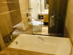 -南京双门楼宾馆(盐仓桥地铁站阅江楼店)