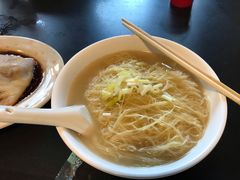 鲜虾云吞面-伍湛记 · 广州老字号(龙津中路店)