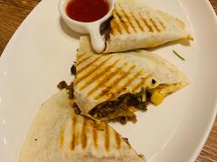 -玛格萝妮(汇智国际商业中心店)