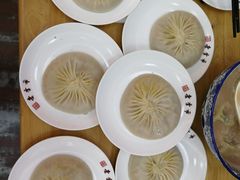 蟹黄汤包-老季市(康宁路店)