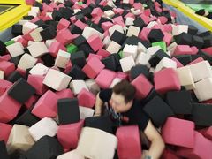 -Bounce Factory反弹工厂蹦床公园(群力店)
