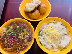 三鲜馄饨-毛华美食(清扬路店)