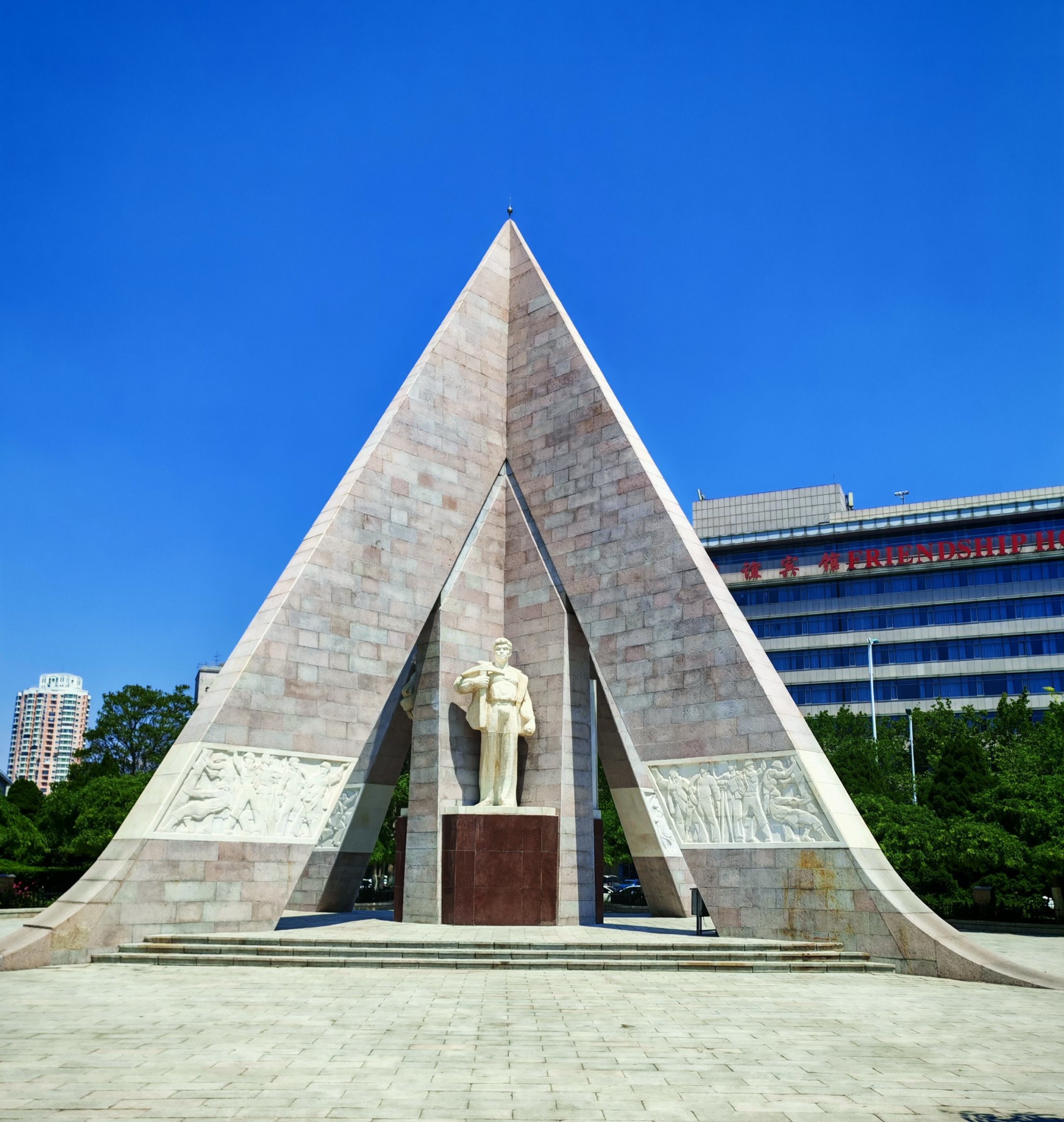 这里已然成为现实版的爱丽丝仙境!