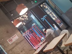 -Dough&Joe团憩(瑞虹天地月亮湾店)