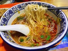 -伊穆祥牛肉面总店·清真