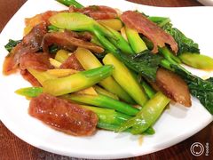 芥蓝炒腊味-熠盛粤味·顺德桑拿鸡(永康路店)