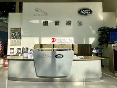 -上海伟杰·捷豹路虎4S店(闵行店)