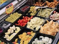 自助取餐区-老炳·七丛松甘草水果