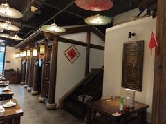 -聚汇三少·龙虾·中餐厅(莫邪路新天地店)