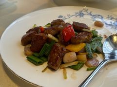 黑椒爆炒雪花牛肉粒-皇朝会.经典传统粤菜(外滩店)