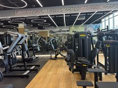 -Z&B Fitness Studio·Gym(前滩L+PLAZA店)