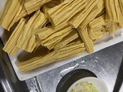-哈尔滨烧烤·山河村铁锅炖(交大店)
