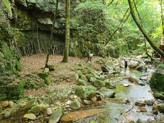 -本溪汤沟绿石谷森林公园