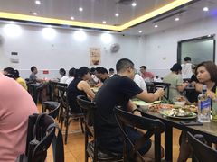 大堂-贞姨美食·老字号海鲜大排档
