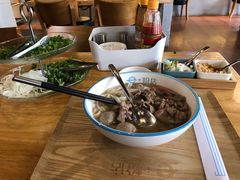 当天手切黄牛肉拼牛丸粉-e+粉店(康王北路店)