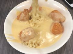 芝心丸芝士汁公仔面-新记餐厅(香槟大厦店)