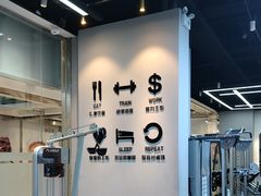 -VLines耀能运动24小时·月付制健身(京广桥店)