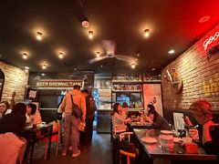 -BHC炸鸡(明洞总店)