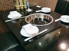 -丫丫汤膳打边炉(宏府408坊店)