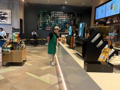 -星巴克(宏汇国际广场店)