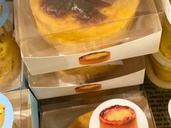 岩烧芝士蛋糕-昆明冠生园·蛋糕·面包(南强街店)