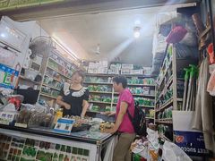 -三亚新鸿港水果一级批发市场
