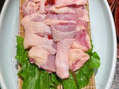 -得意咚瓜·顺德鱼生·冬瓜火锅(深圳首店)