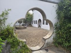 -八大山人梅湖景区