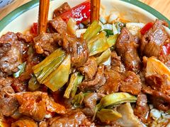 -拈签一笑黄牛肉辣卤串串