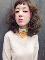 -诗悦发型SALON·圣罗兰店